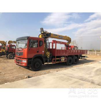 平頂山徐工12噸隨車吊現(xiàn)貨 高效便捷的起重解決方案