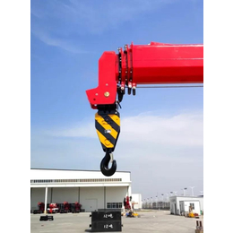 宏昌天馬12噸單缸四節(jié)直臂隨車吊新品上市 高效能起重新標(biāo)桿